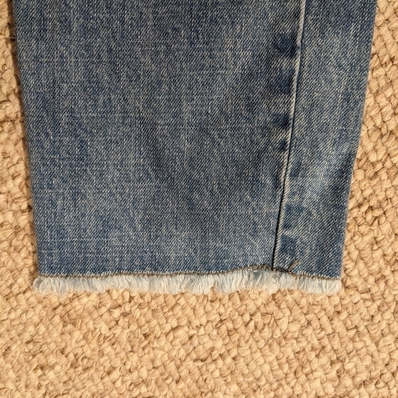 Daphnea Paris, Bottoms up high waisted jeans size L - Picture 9 of 9